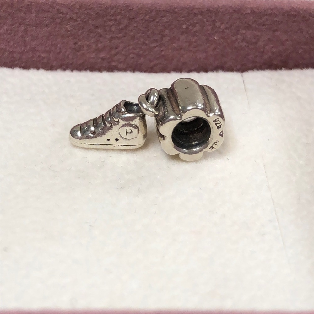 Authentic Pandora Retired sneaker bead